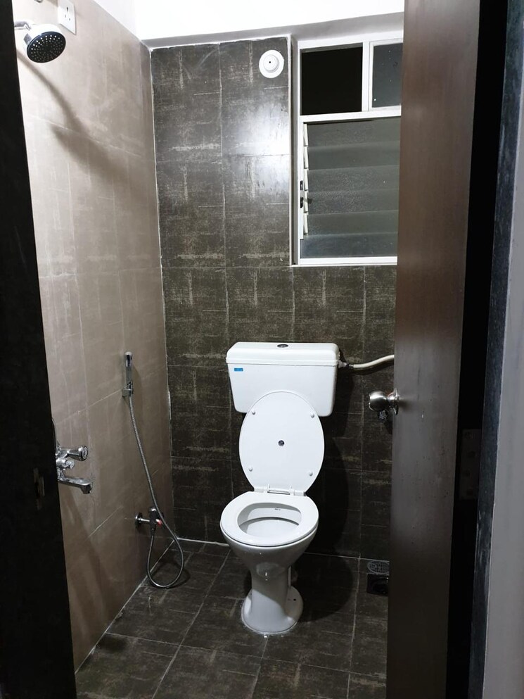 Bathroom, mantra-essence 2 Bedroom 940 Sq.Ft. Apartment In Undri Pune 7374907