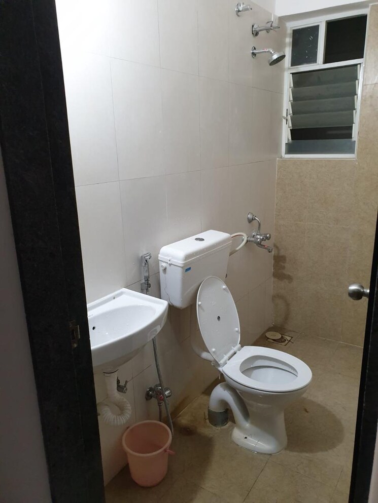 Bathroom, mantra-essence 2 Bedroom 940 Sq.Ft. Apartment In Undri Pune 7374907