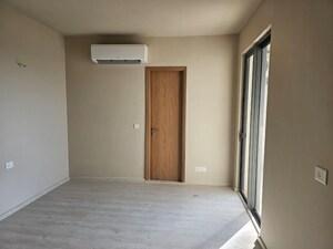 Room in 2 BHK Apartment at M3M Heights, Sector 65 – for Sale