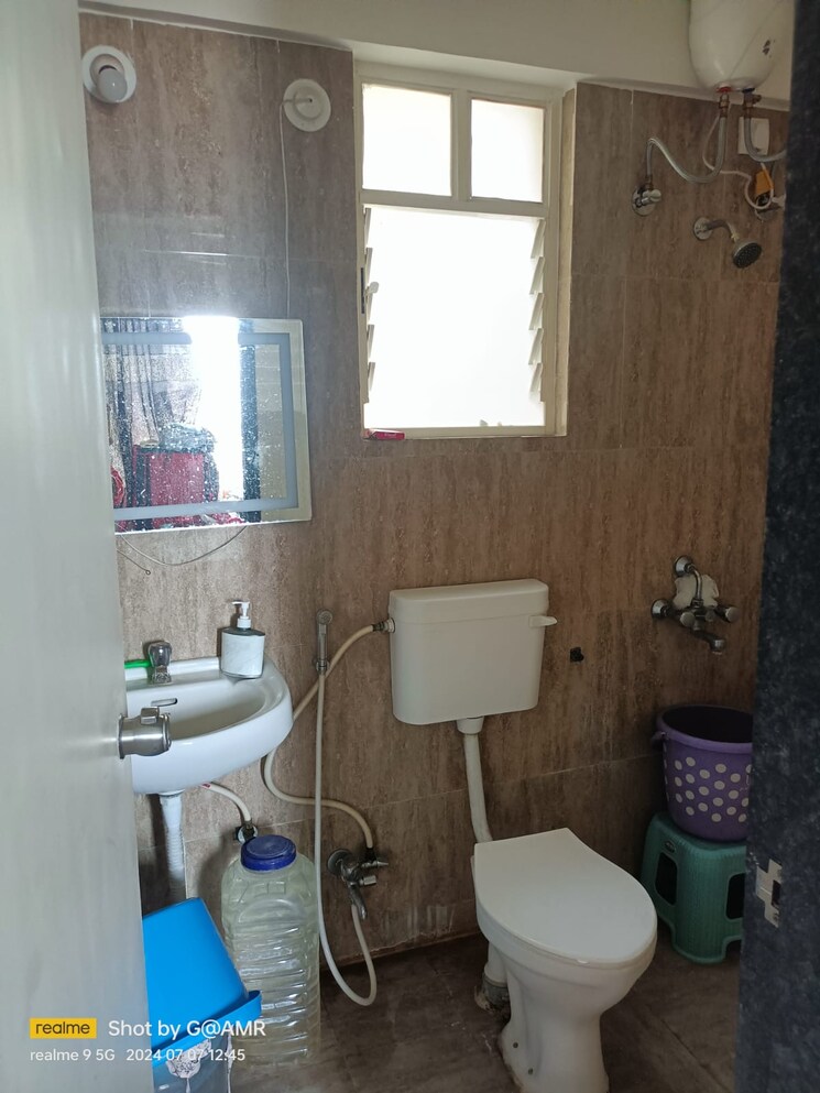 Bathroom, jalan-neo-city 2 Bedroom 525 Sq.Ft. Apartment In Wagholi Pune 7374964