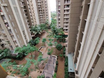 Balcony in 1.5 BHK Apartment at Lodha Amara, Kolshet Road – for Sale