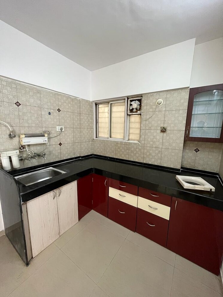 Kitchen, mahalaxmi-vihar 2 Bedroom 1100 Sq.Ft. Apartment In Vishrantwadi Pune 7375157