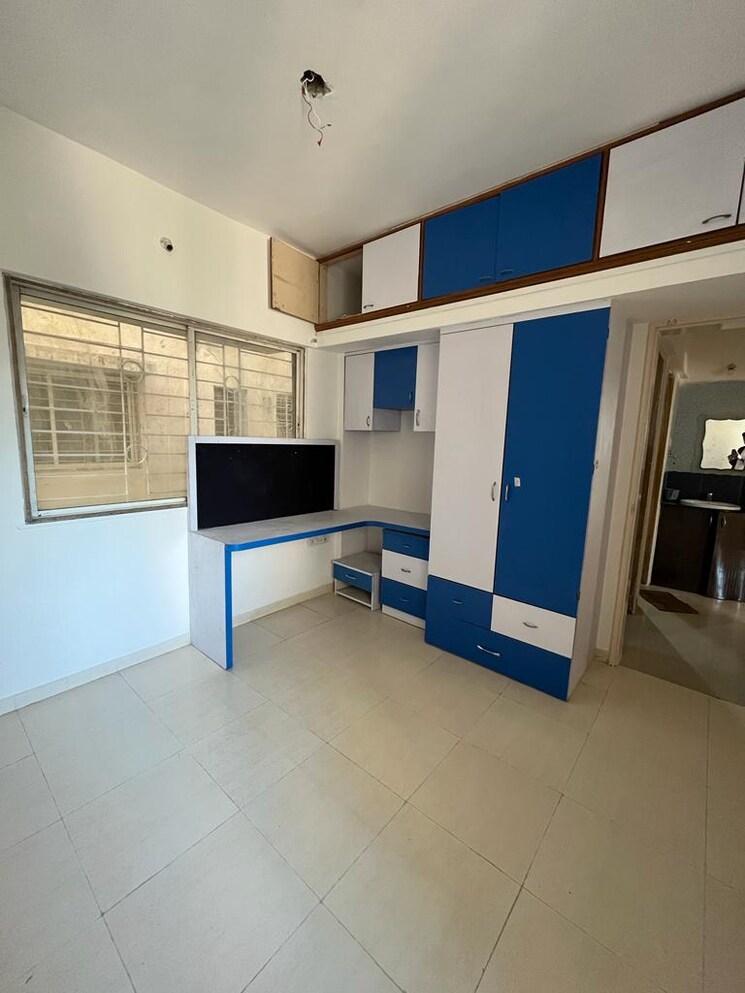 Kitchen, mahalaxmi-vihar 2 Bedroom 1100 Sq.Ft. Apartment In Vishrantwadi Pune 7375157