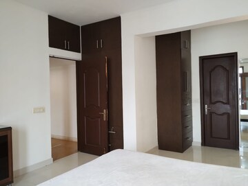 Room in 3 BHK Apartment at Vatika City, Sector 49 – for Sale