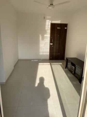 Room in 2 BHK Apartment at Sukhwani Dynasty, Wakad – for Rent