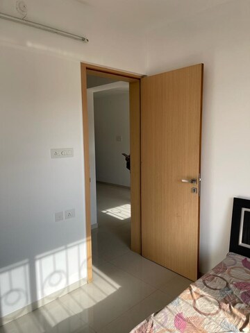 Room in 2 BHK Apartment at Sukhwani Dynasty, Wakad – for Rent