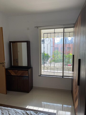 Room in 2 BHK Apartment at Sukhwani Dynasty, Wakad – for Rent