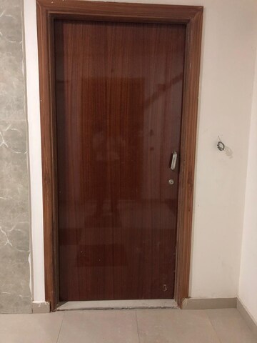 Furnished Amenities in 3.5 BHK Apartment at Gaur Saundaryam, Tech Zone 4 Greater Noida – for Sale