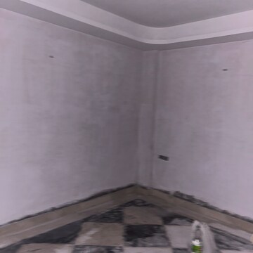 Room in 2 BHK Builder Floor at Nehru Enclave – for Sale