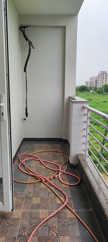Balcony in 4 BHK Builder Floor at Sector 85 – for Sale