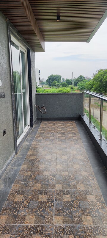 Balcony in 4 BHK Builder Floor at Sector 85 – for Sale