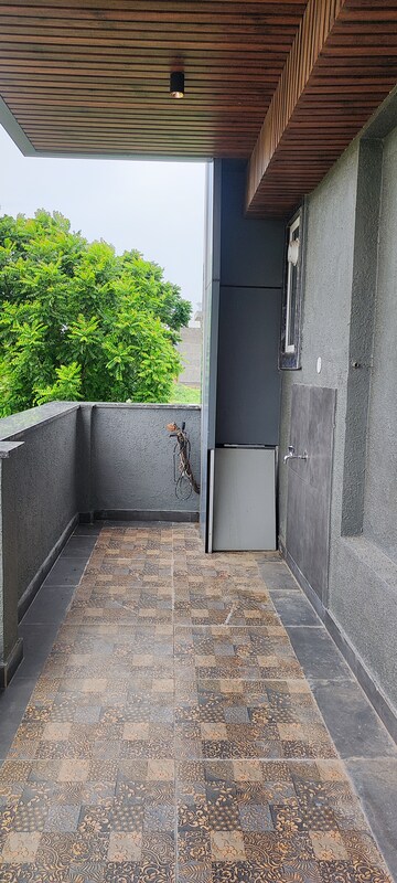 Balcony in 4 BHK Builder Floor at Sector 85 – for Sale