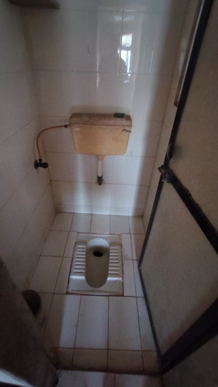 Bathroom, gokul-paradise-virar 1 Bedroom 550 Sq.Ft. Apartment In Virar West Palghar 7375518