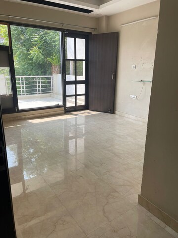 Room in 4 BHK Apartment at Conscient Hines Elevate Reserve, Sector 62 – for Sale