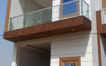 2 BHK Villa For Sale in Chinhat