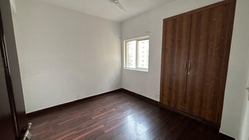 Room in 2 BHK Apartment at Gulshan Botnia, Sector 144 – for Sale
