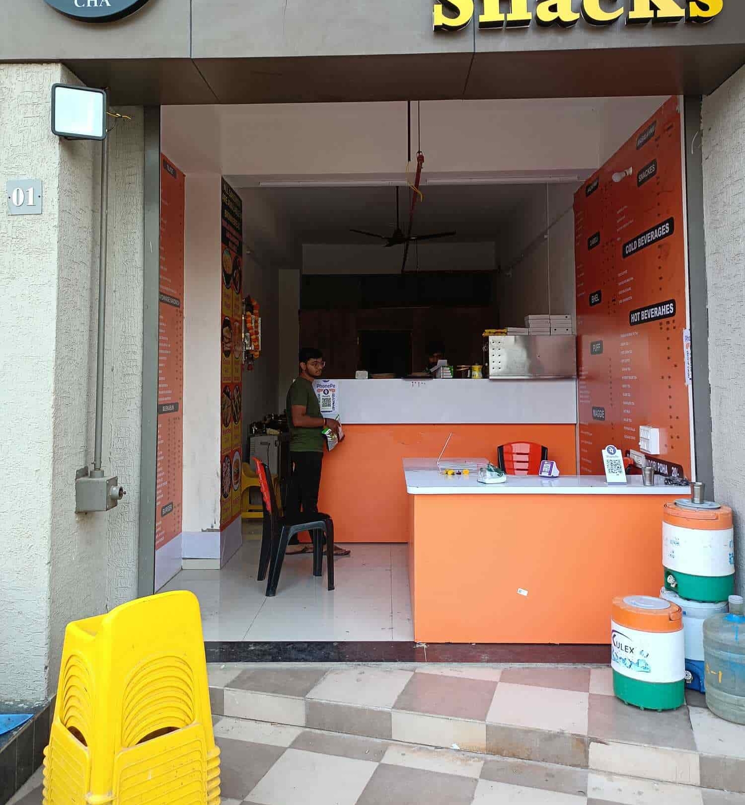 Commercial Shop 350 Sq.Ft. For Rent in Vile Parle East Mumbai  7375842