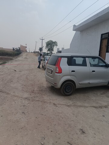  Plot For Sale in Bhopani Village
