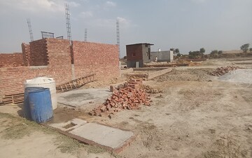 Plot For Sale in Bhopani Village