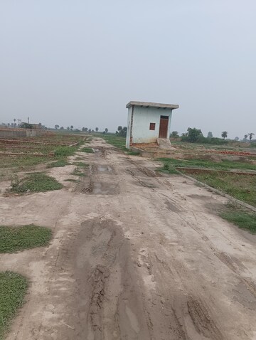  Plot For Sale in Bhopani Village