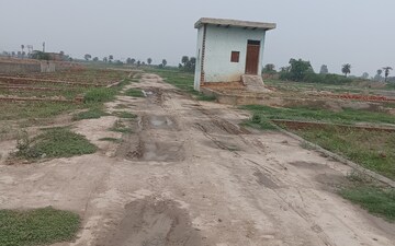 Plot For Sale in Bhopani Village