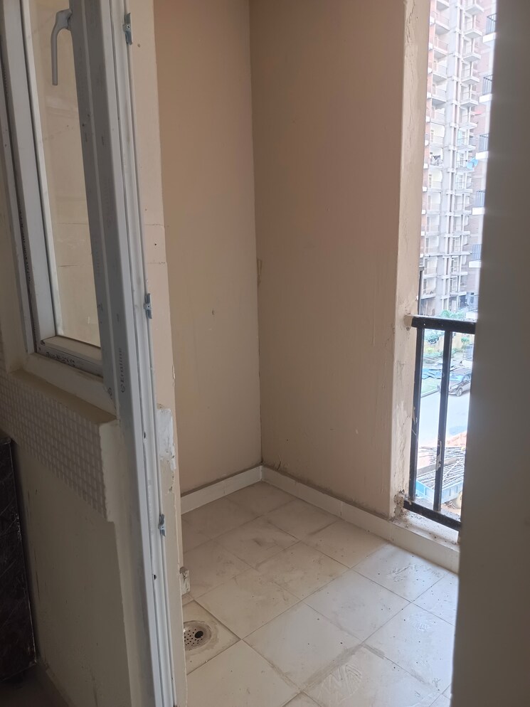 Bathroom, migsun-vilaasa 5 Bedroom 2740 Sq.Ft. Apartment In Eta Ii Greater Noida Greater Noida 7376182