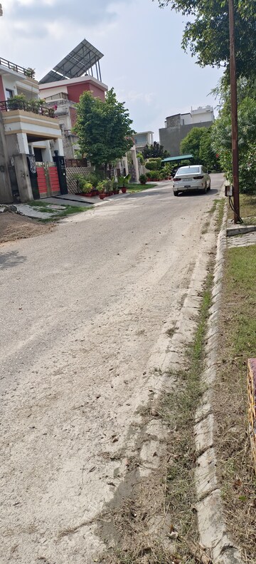  Plot – Exterior View View at Ansal Sushant Golf city, Sushant Golf City - for Sale