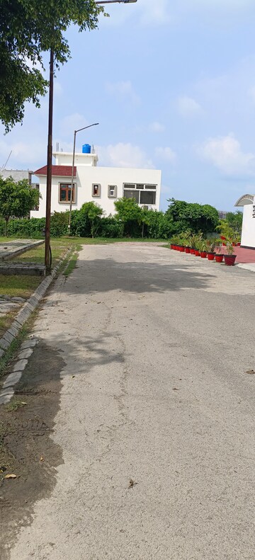  Plot – Exterior View View at Ansal Sushant Golf city, Sushant Golf City - for Sale