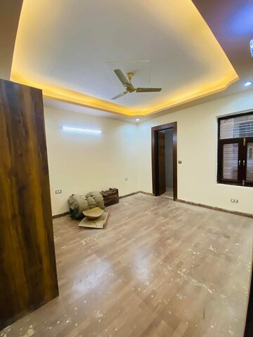 Master Bedroom in 4 BHK Builder Floor at Green Fields Colony – for Sale