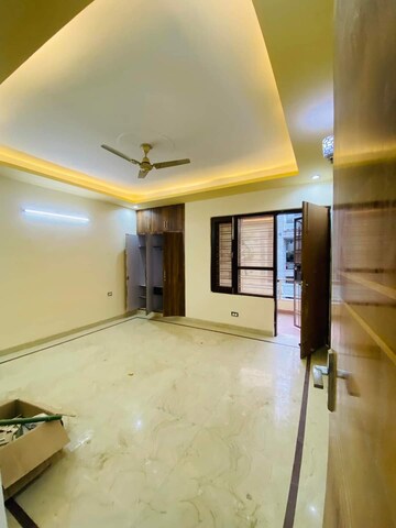 Bedroom in 4 BHK Builder Floor at Green Fields Colony – for Sale
