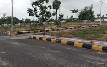 Plot For Sale in Pragathi Nagar