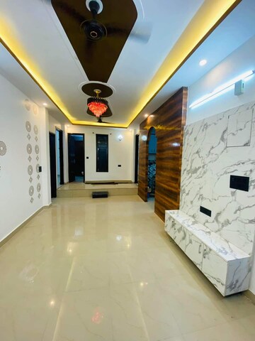 Living Room in 3 BHK Builder Floor at Green Fields Colony – for Sale