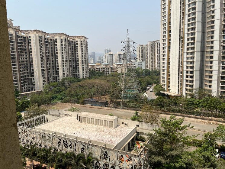 Exterior View, lodha-luxuria-priva 2 Bedroom 787 Sq.Ft. Apartment In Majiwada Thane 7376623