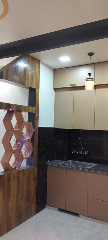 Kitchen in 2.5 BHK Builder Floor at Shastri Nagar – for Sale