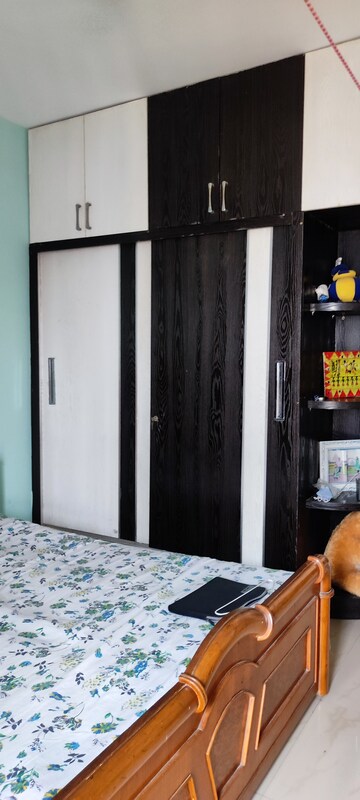 Bedroom in 2.5 BHK Apartment at Omaxe New Heights, Sector 78 – for Sale