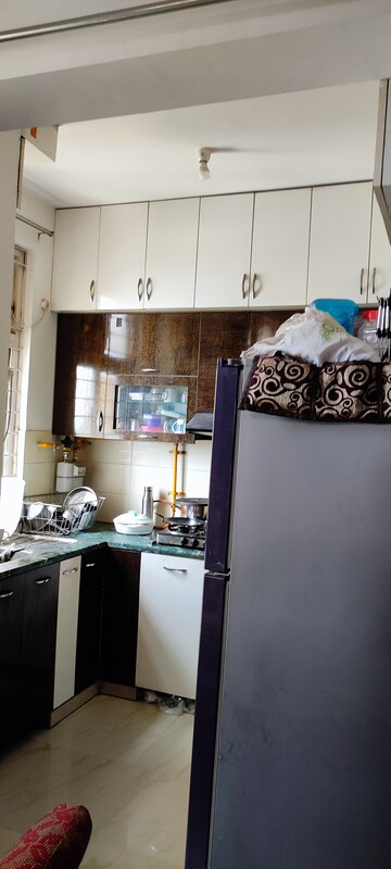 Furnished Amenities in 2.5 BHK Apartment at Omaxe New Heights, Sector 78 – for Sale