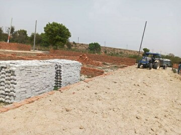  Plot For Sale in Unitech Unihomes 3, Sector 113