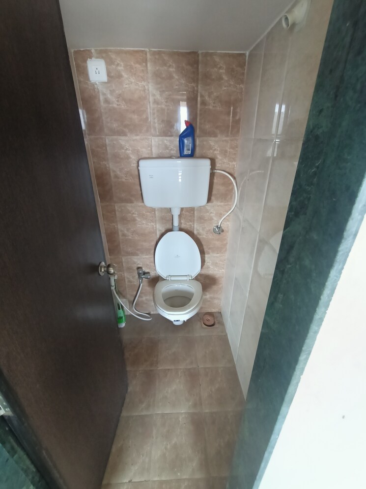 Bathroom, ekta-parksville-phase-2 1 Bedroom 400 Sq.Ft. Apartment In Virar West Palghar 7377609