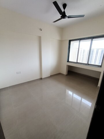Room in 2 BHK Apartment at Ekta Parksville Phase 2, Virar West – for Sale