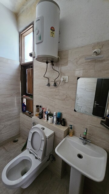 Bathroom in 3 BHK Villa at Panchsheel Greens II, Sector 16 Greater Noida – for Sale