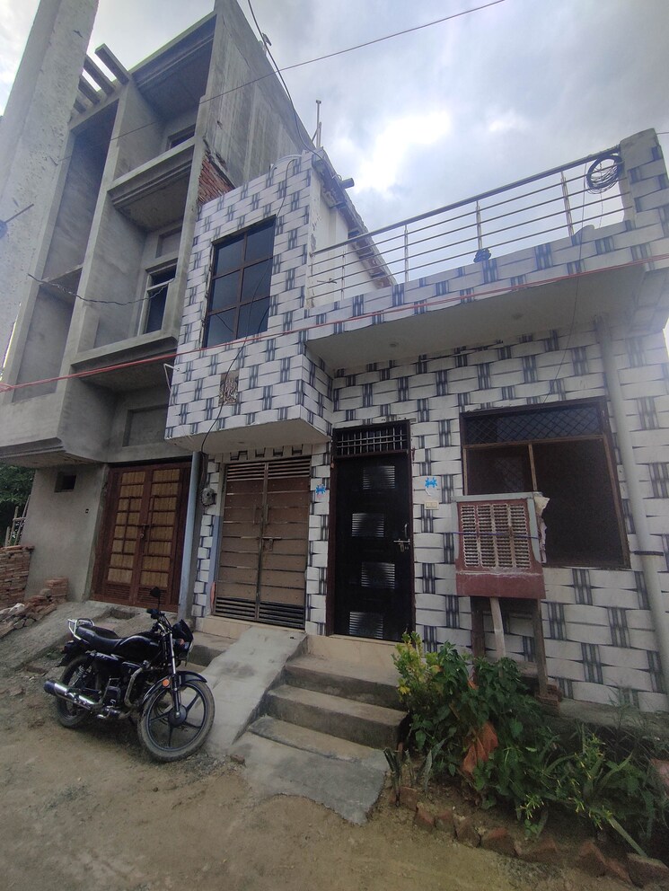 Exterior View, achheja 2 Bedroom 75 Sq.Yd. Villa In Achheja Greater Noida 7378005