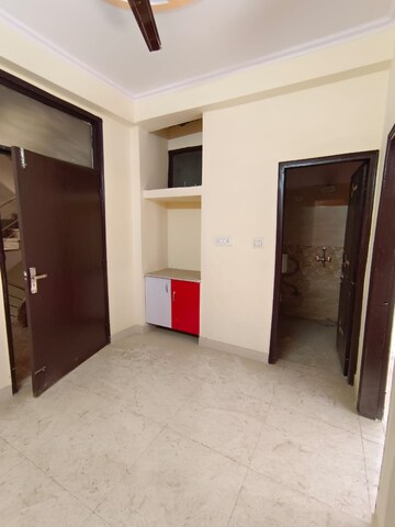 Room in 4 BHK Villa at Panchsheel Greens II, Sector 16 Greater Noida – for Sale