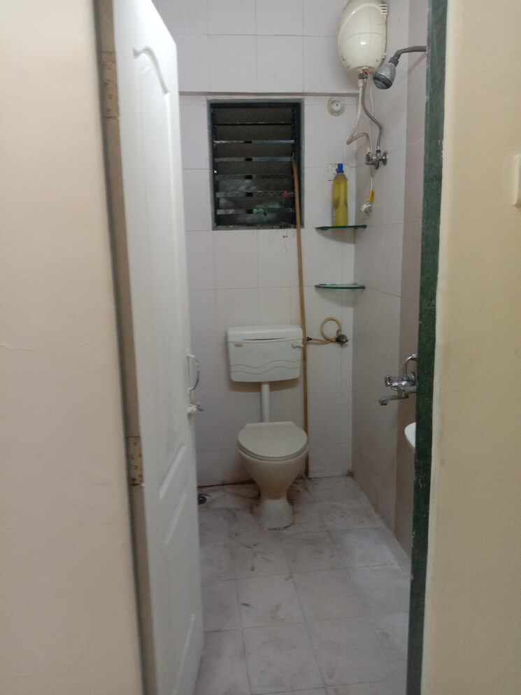 Bathroom, shree-sadguru-sadan-vashi 2 Bedroom 650 Sq.Ft. Apartment In Vashi Sector 28 Navi Mumbai 7378506