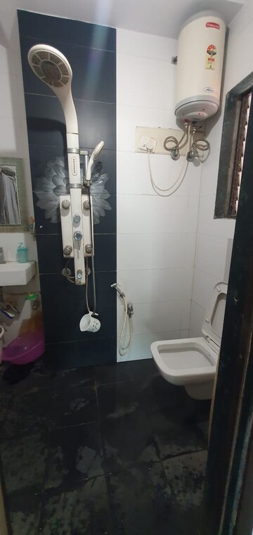 Bathroom in 3 BHK Apartment at Geetanjali Heights, Seawoods – for Sale