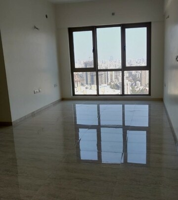Room in 3 BHK Apartment at Kalpataru Radiance, Goregaon West – for Sale