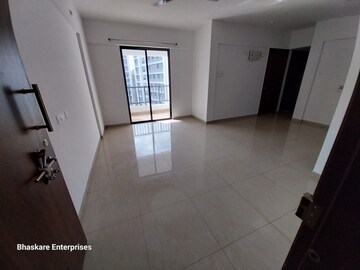 Room in 1 BHK Apartment at Kolte Ivy Estate, Wagholi – for Sale