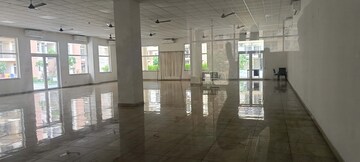 Parking in 2 BHK Apartment at KLJ Platinum Heights, Sector 77 – for Sale