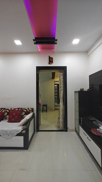 Master Bedroom in 1 BHK Apartment at Yogi Jyot Apartment, Borivali West – for Sale