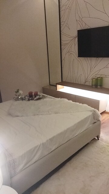 Bedroom in 3 BHK Apartment at Nh 19 – for Sale