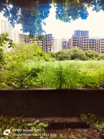  Plot – Garden View at Chi V Greater Noida - for Sale